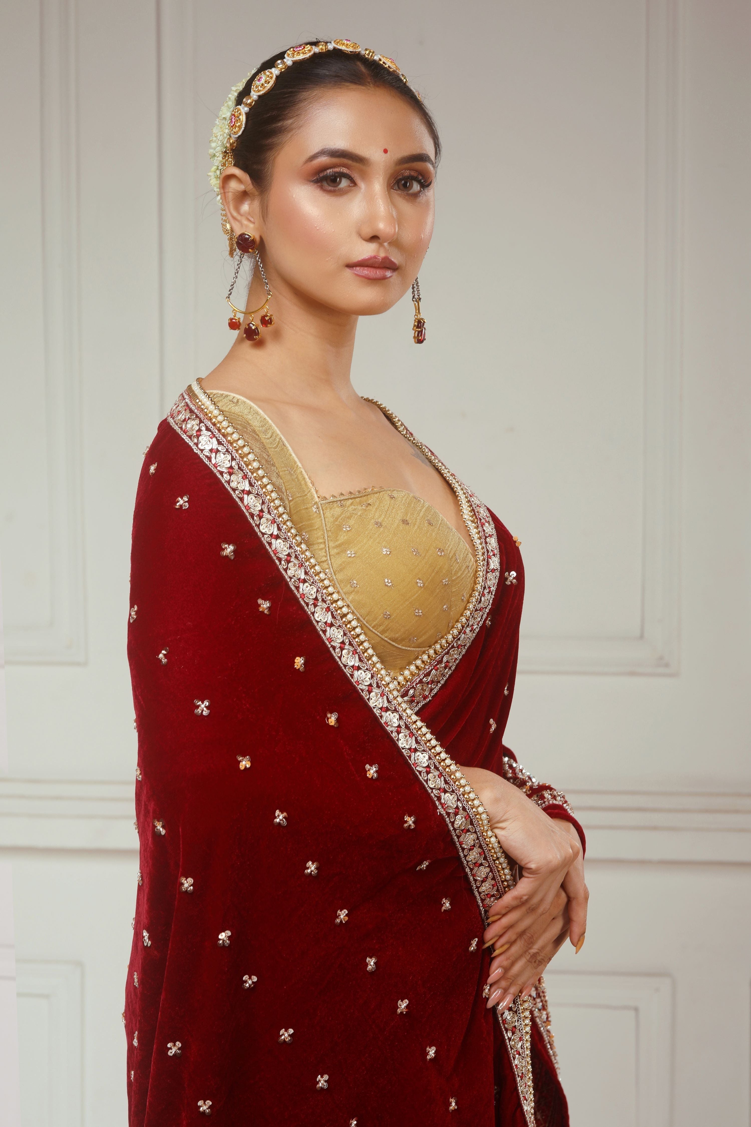 GARNET GRANDEUR SAREE WITH SUNKISSED DESIRE BLOUSE