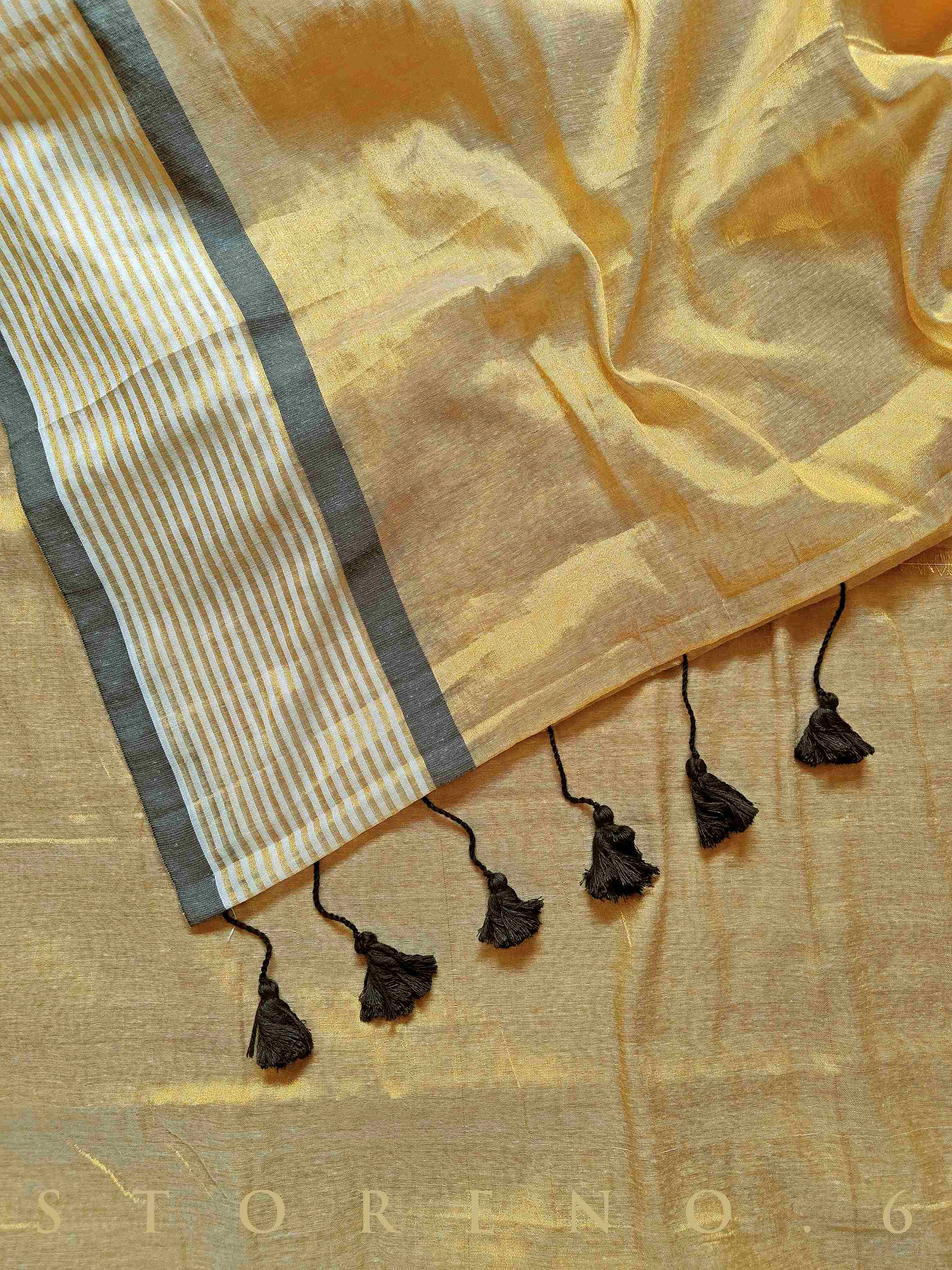 JUGNI SAREE