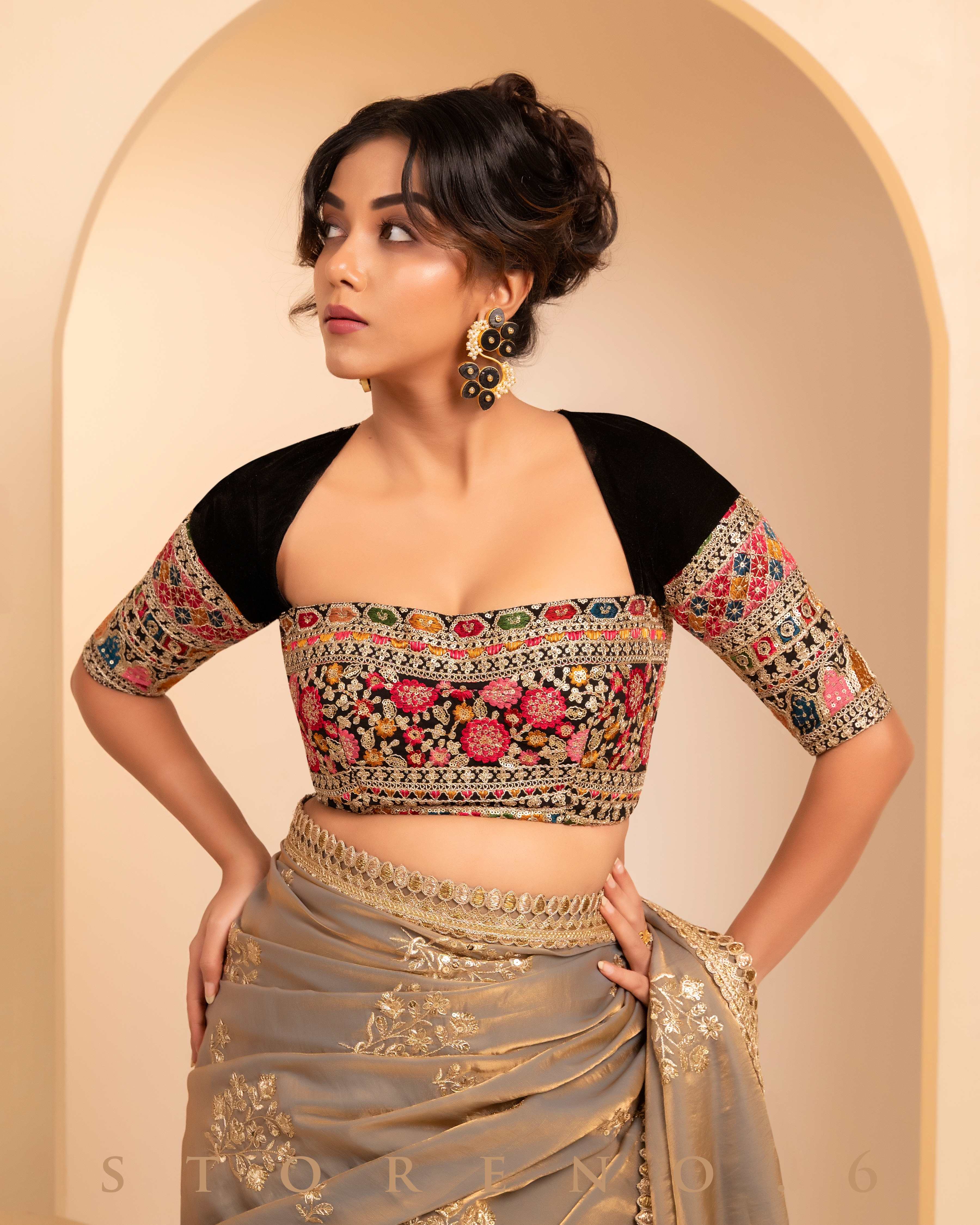 GUL KAARI SIAH MEDLEY BLOUSE