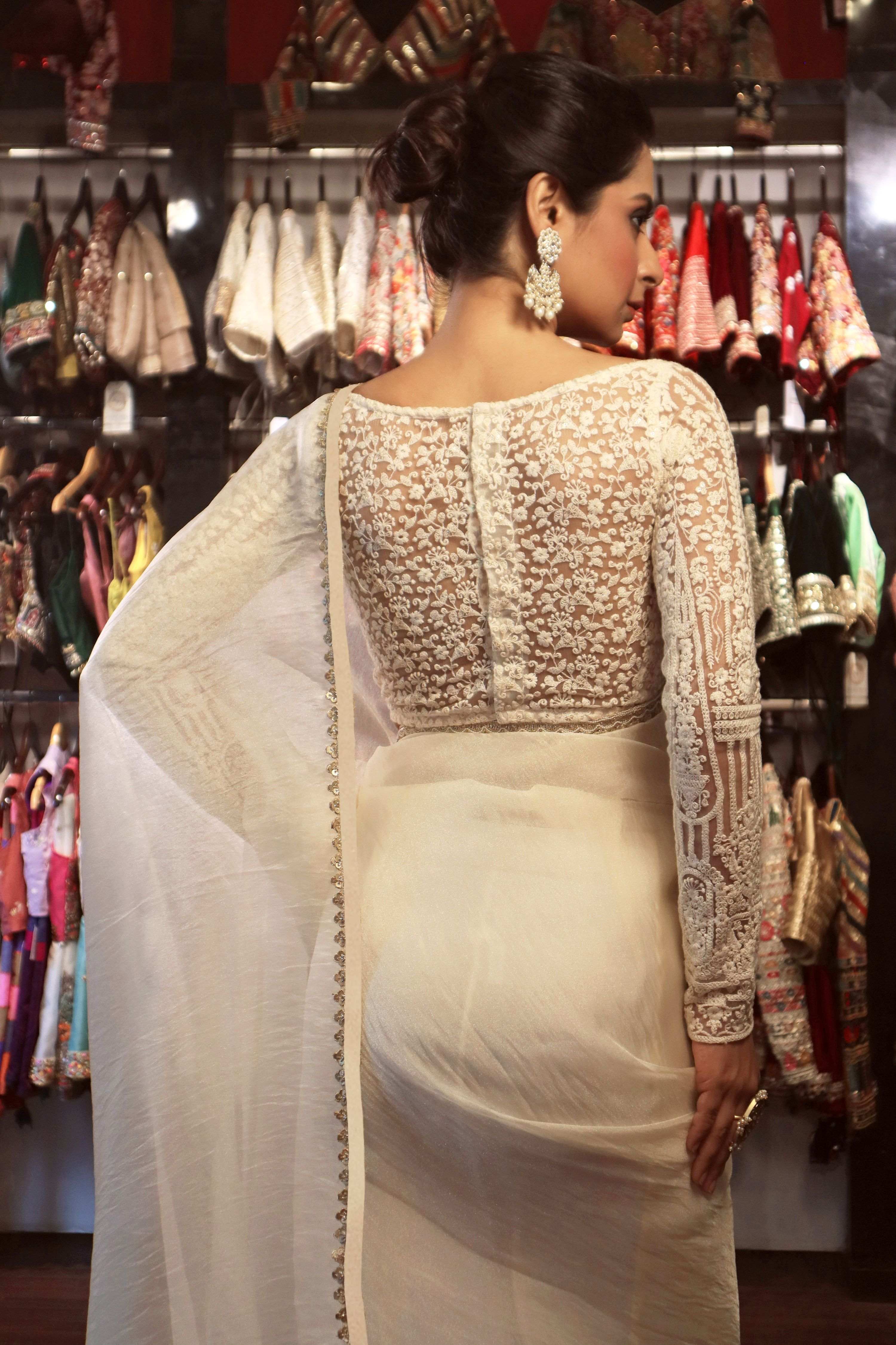 DIVINE DRAPE SAREE WITH CHAANDNI FULL SLEEVE BLOUSE