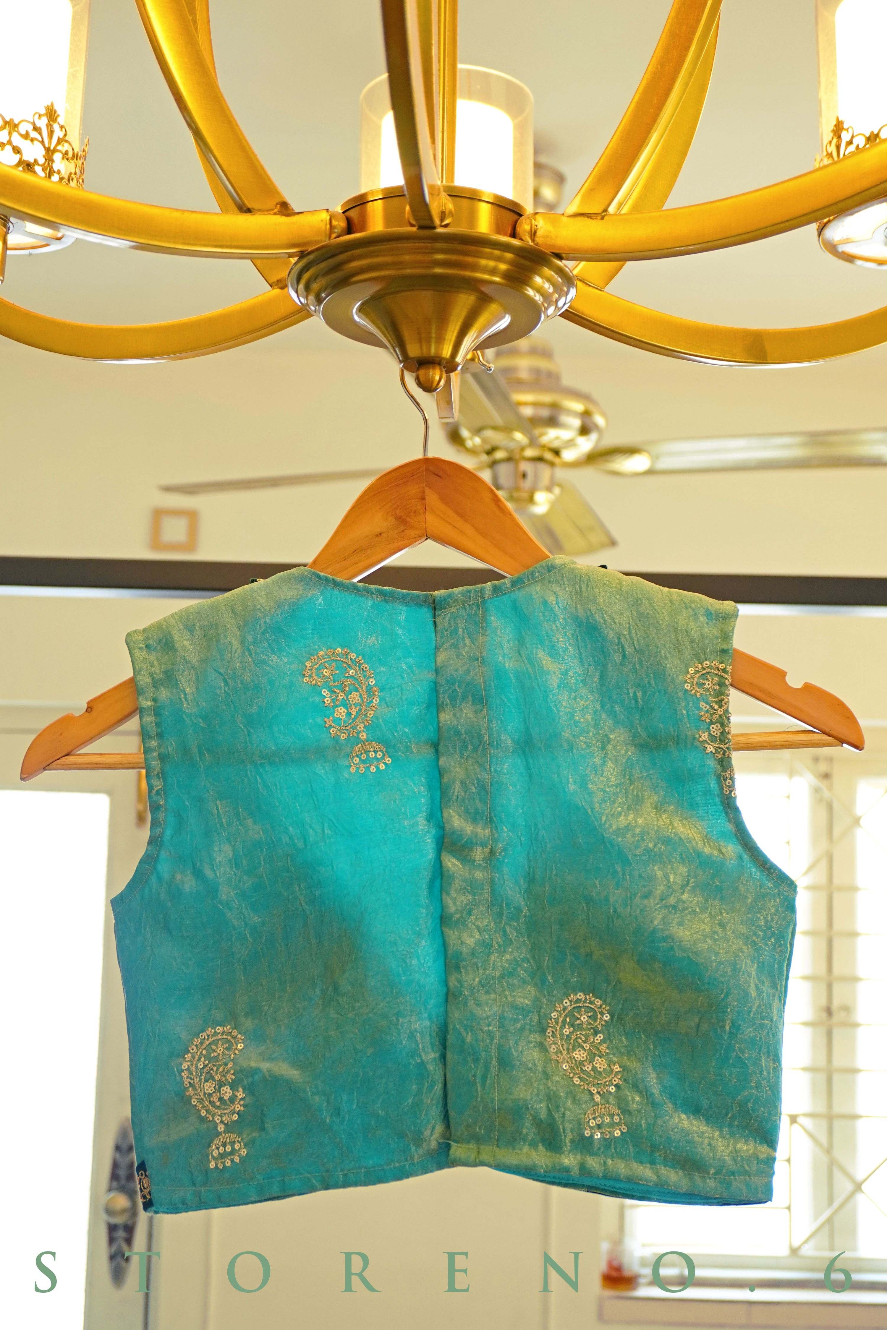 AUTUMN SKY BLOUSE