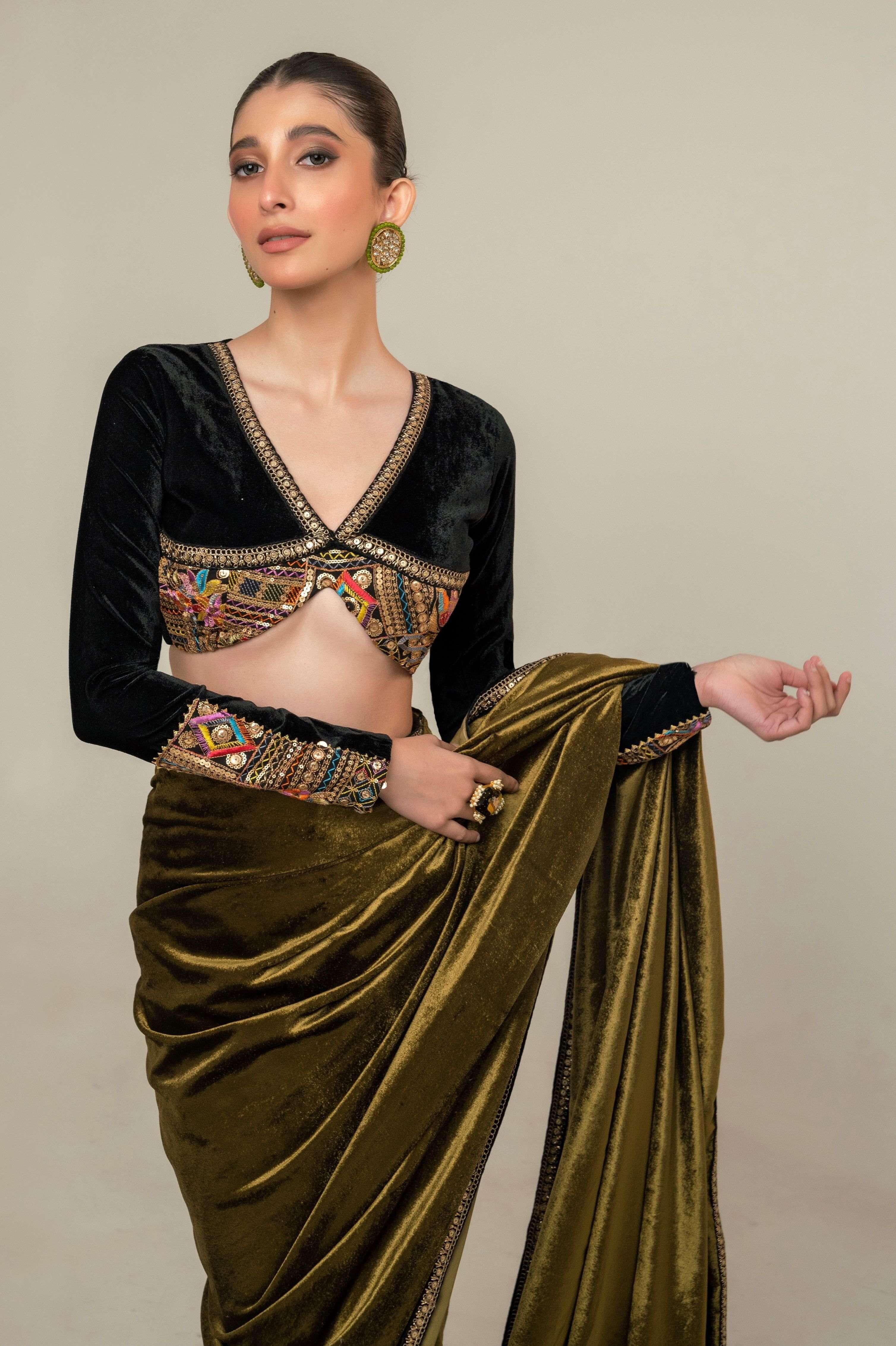 VELVET VOGUE SAREE WITH MIDNIGHT MANOR BLOUSE.