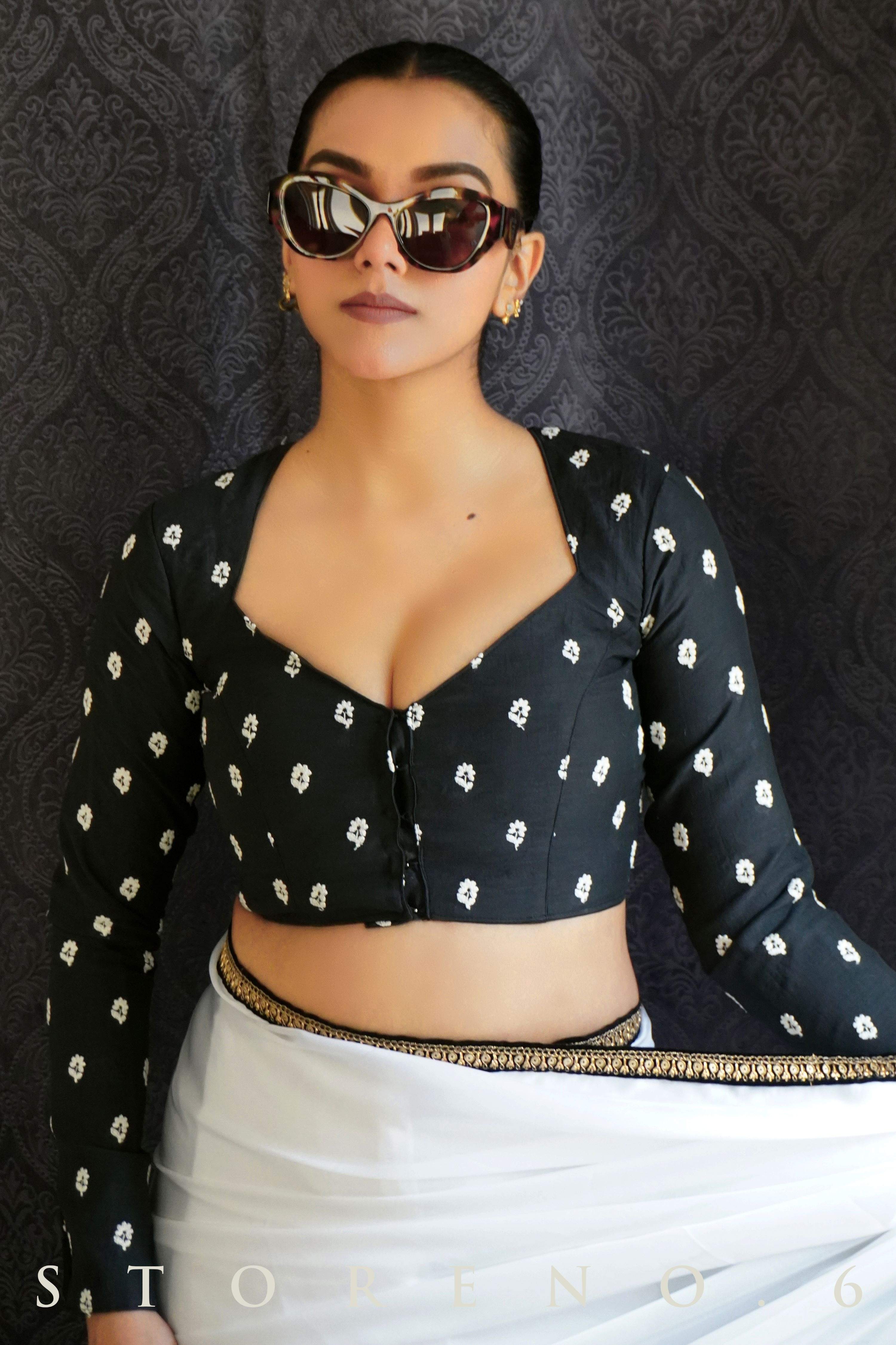 BLACK SWAN BLOUSE