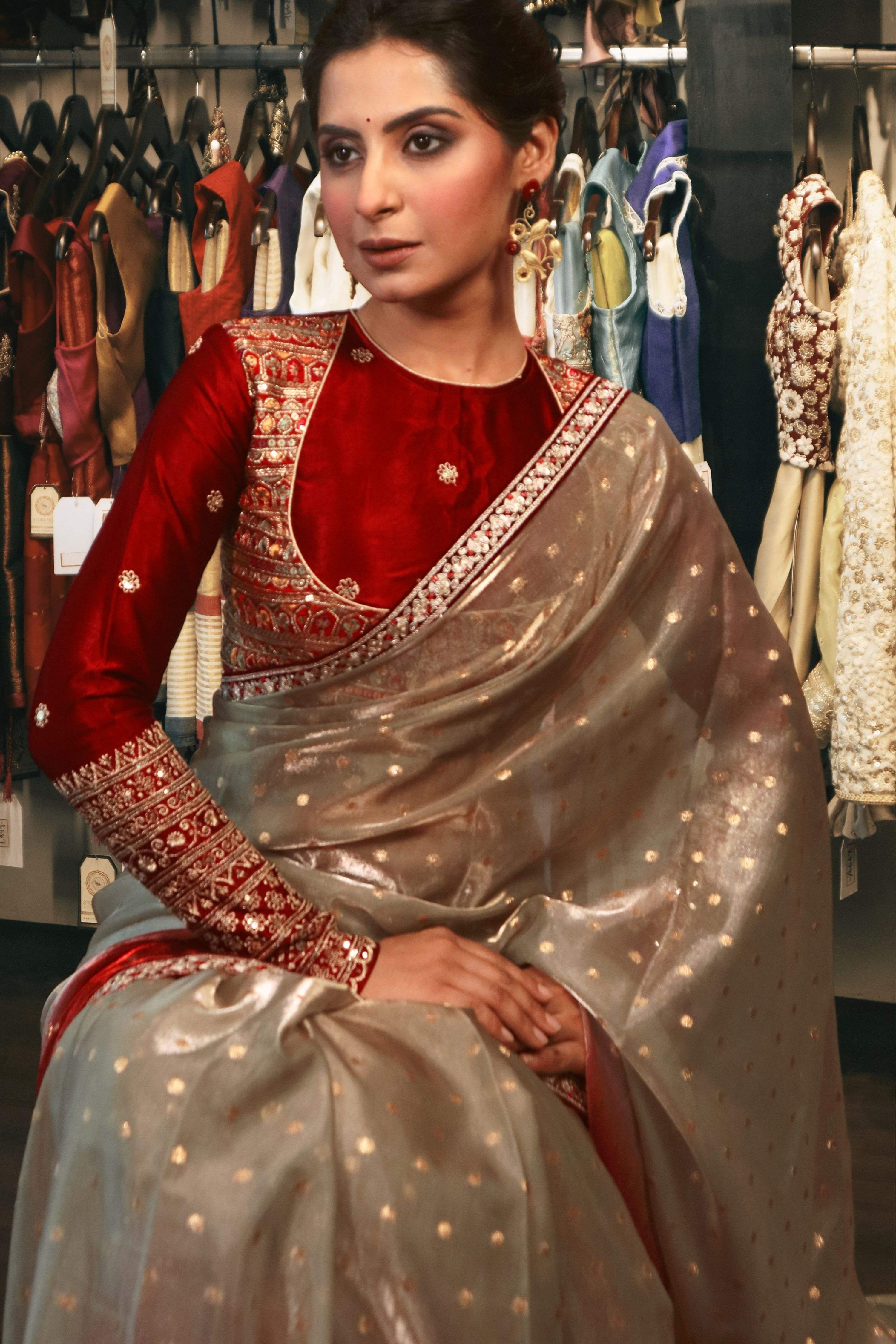 MOONRISE GLOW SAREE WITH ABSOLUTE APPEAL BLOUSE