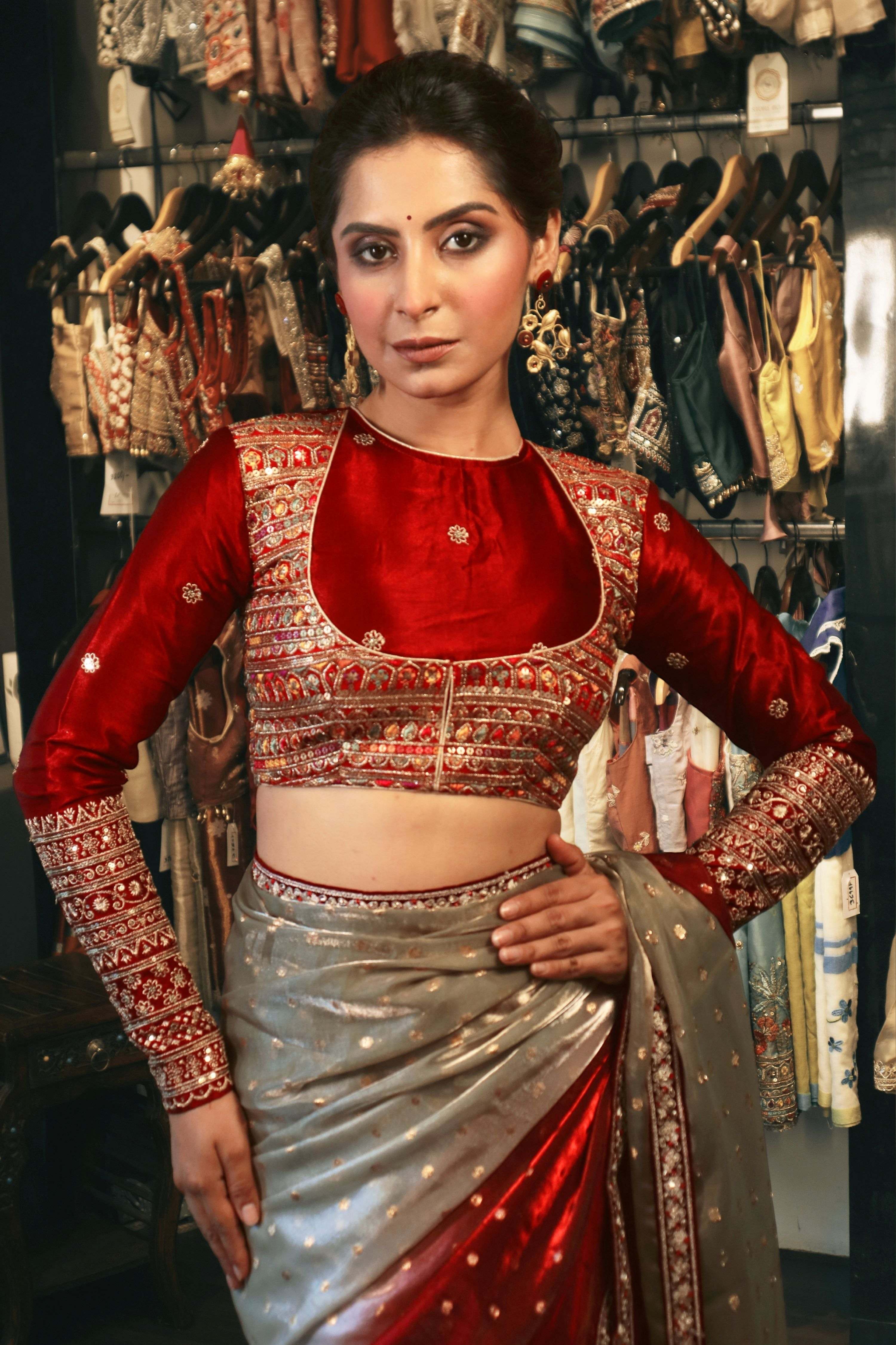 ABSOLUTE APPEAL BLOUSE