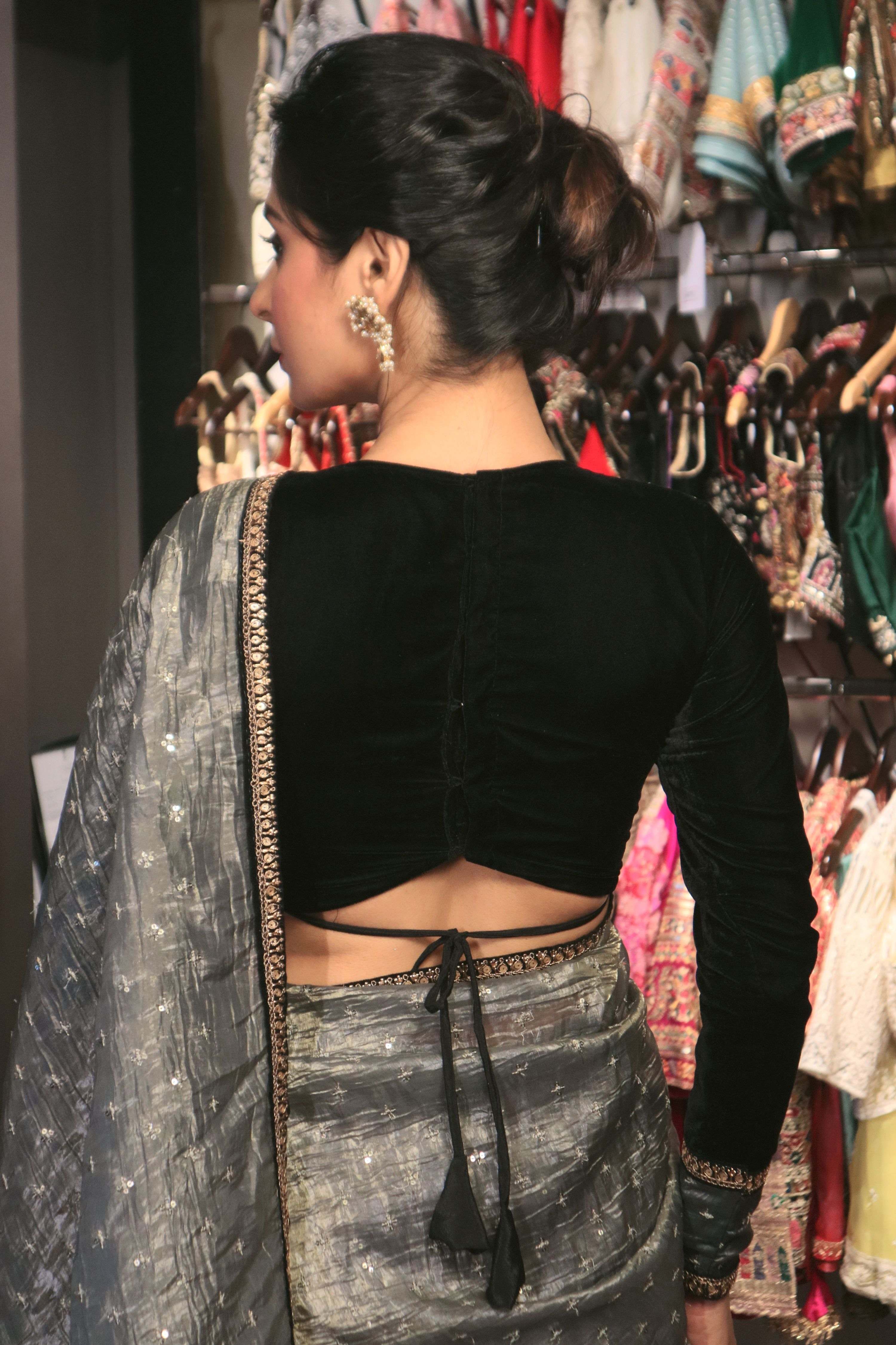 CARBON CHARM BLOUSE