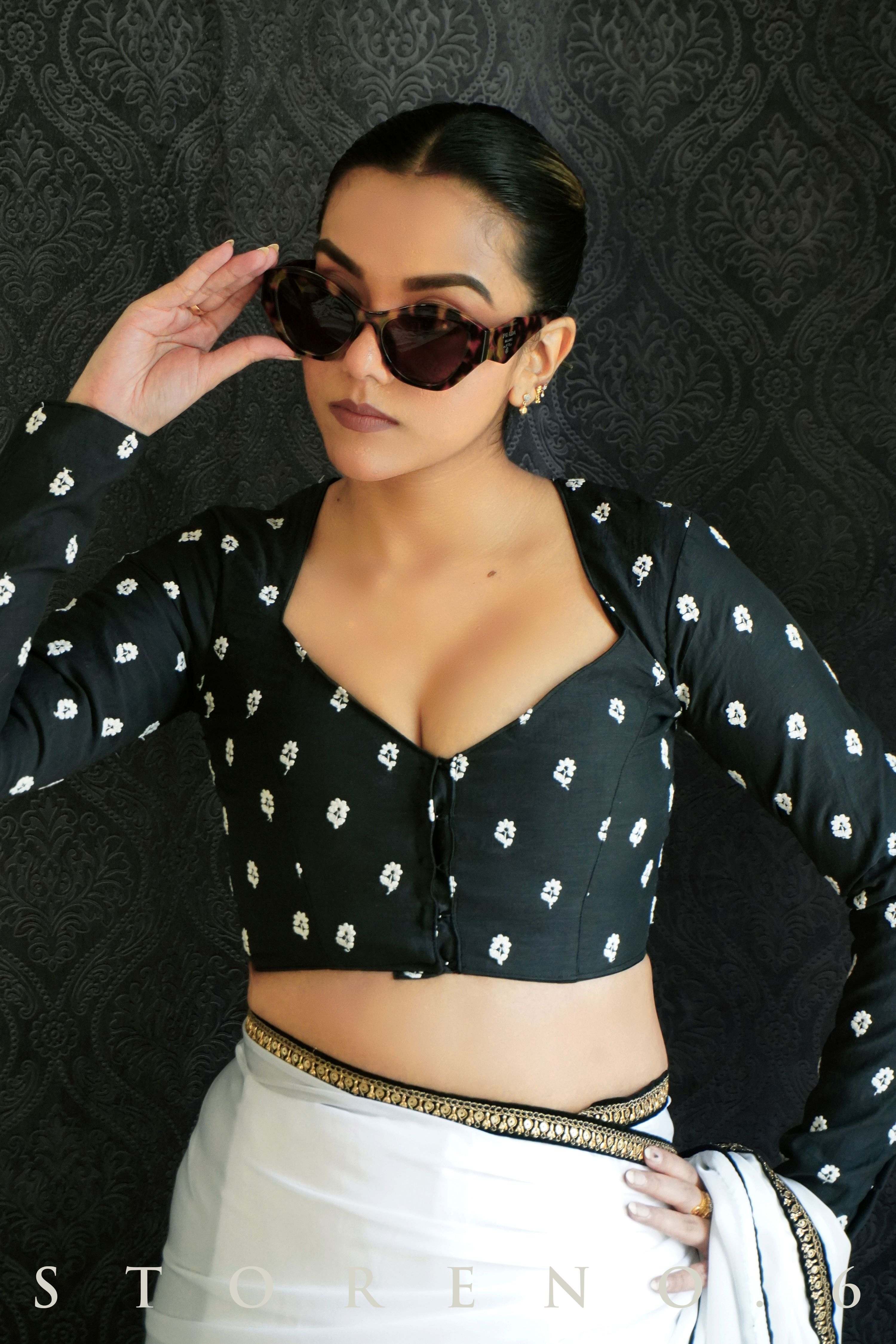 BLACK SWAN BLOUSE