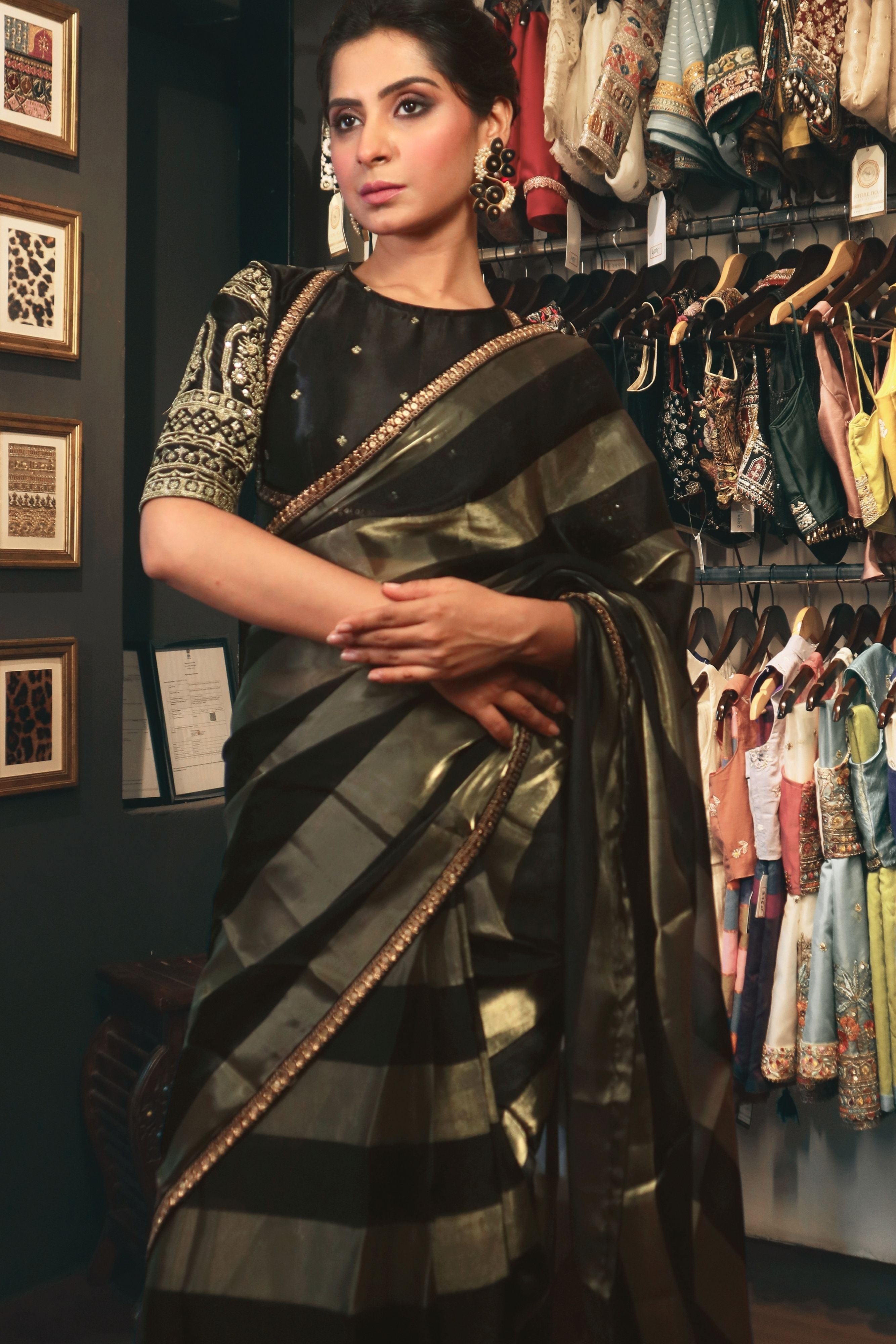 CLASSIC CONTOUR SAREE WITH TIMELESS TRIBUTE BLOUSE