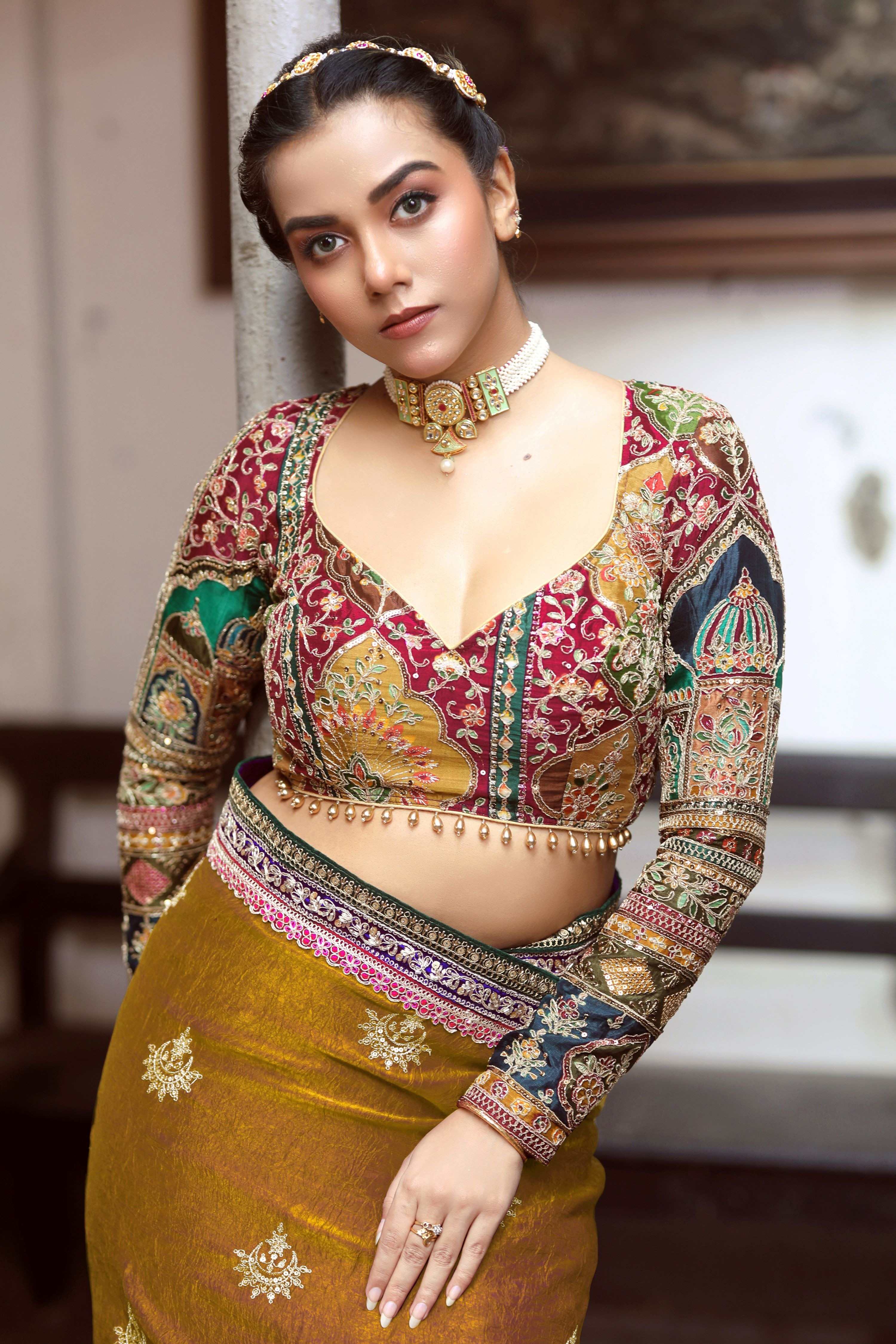 WOW WALTZ SAREE WITH COUTURE CHARM BLOUSE