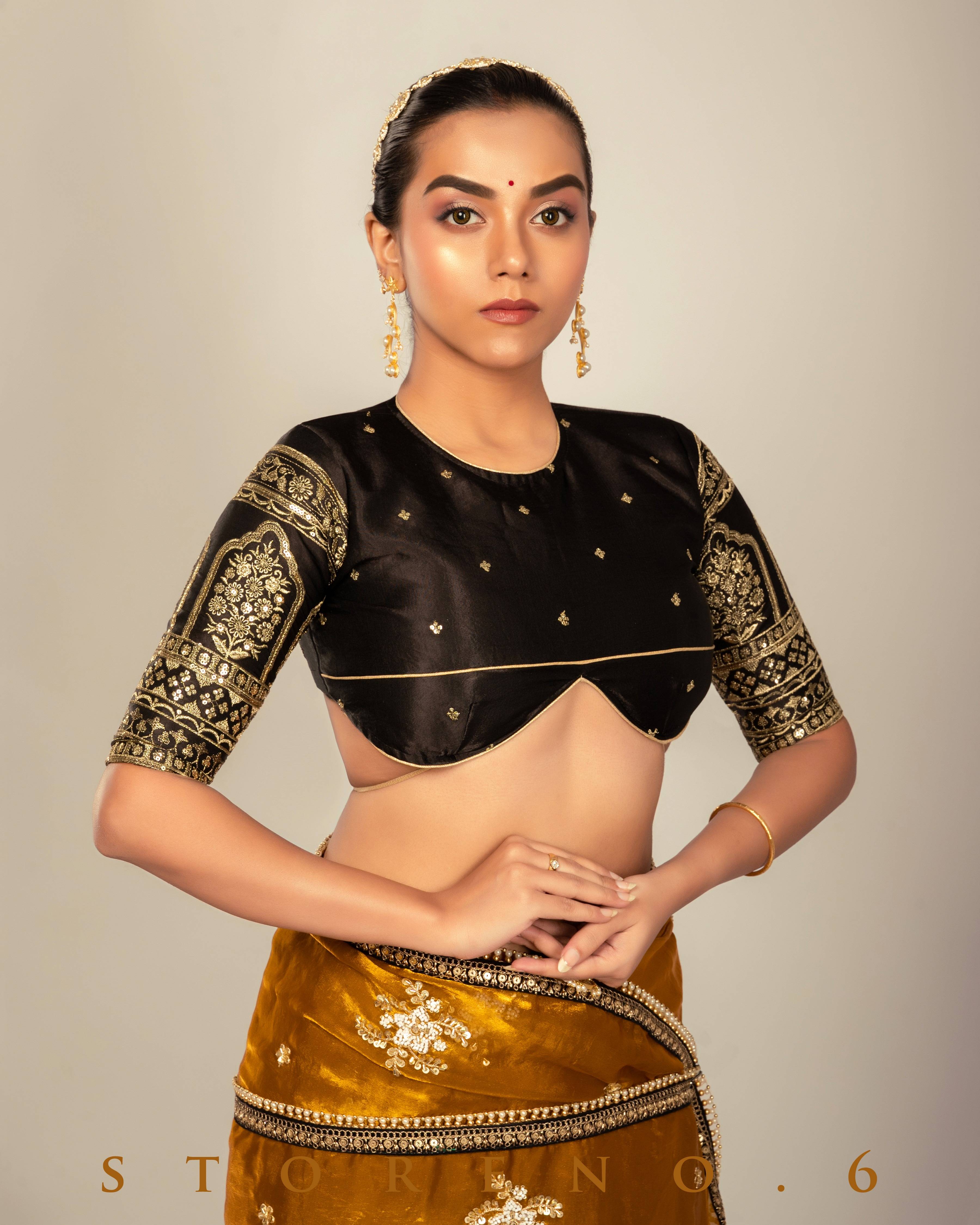 ENCHANTING EMPRESS SAREE WITH TIMELESS TITAN BLOUSE