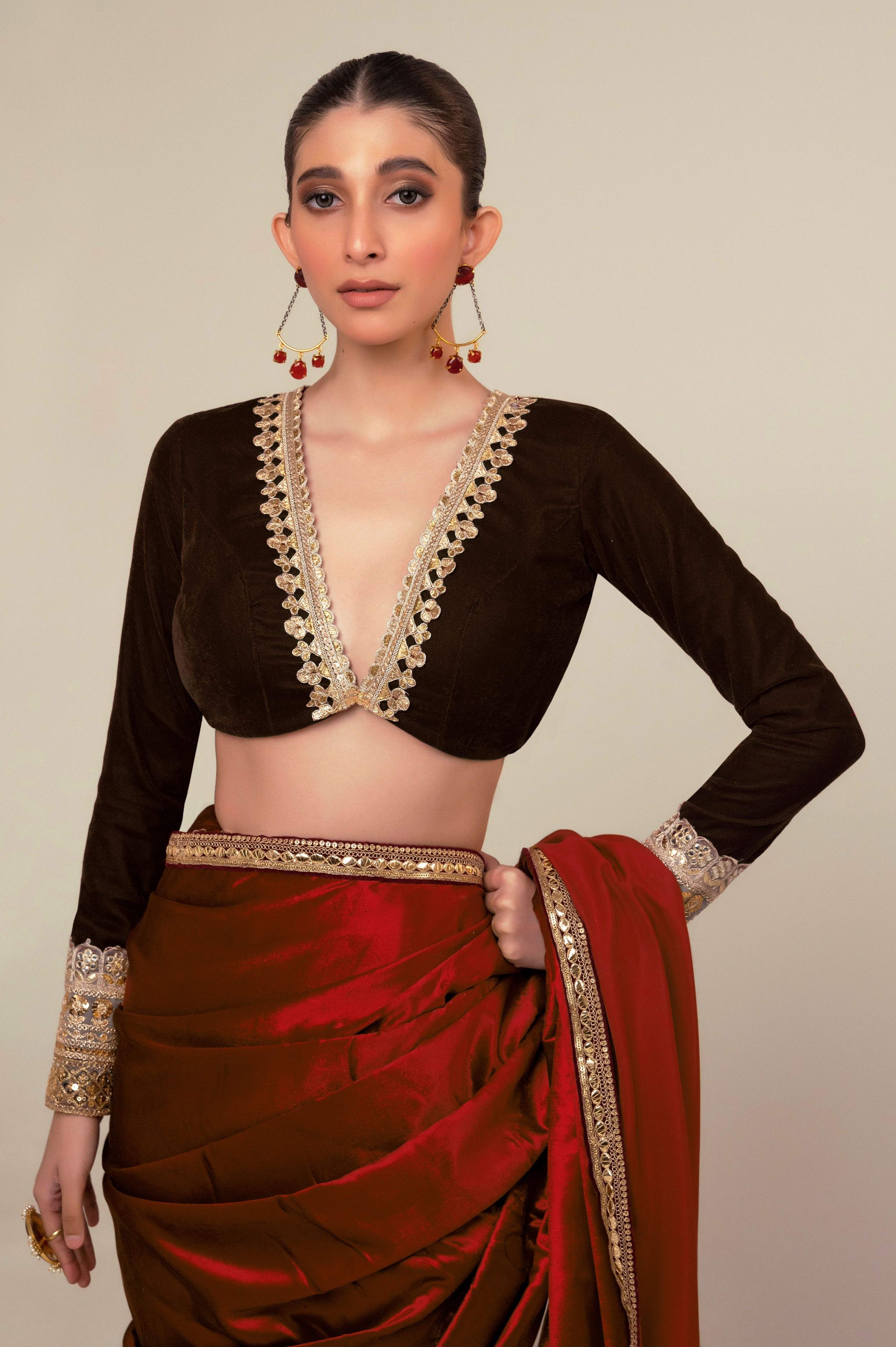 LUXE ROMANCE SAREE WITH ESPRESSO EDGE BLOUSE