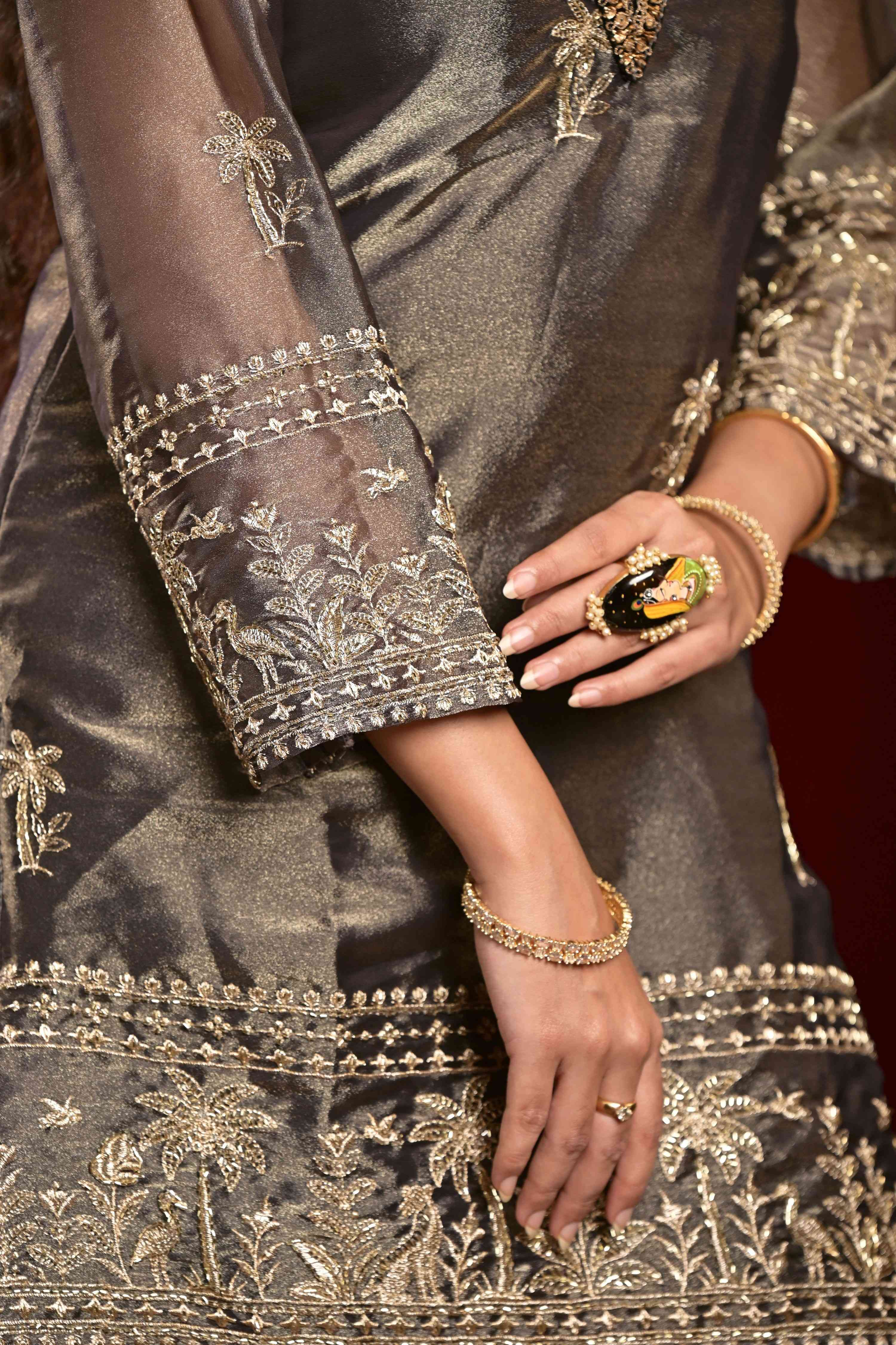 CINEMA CHARM KURTA SET