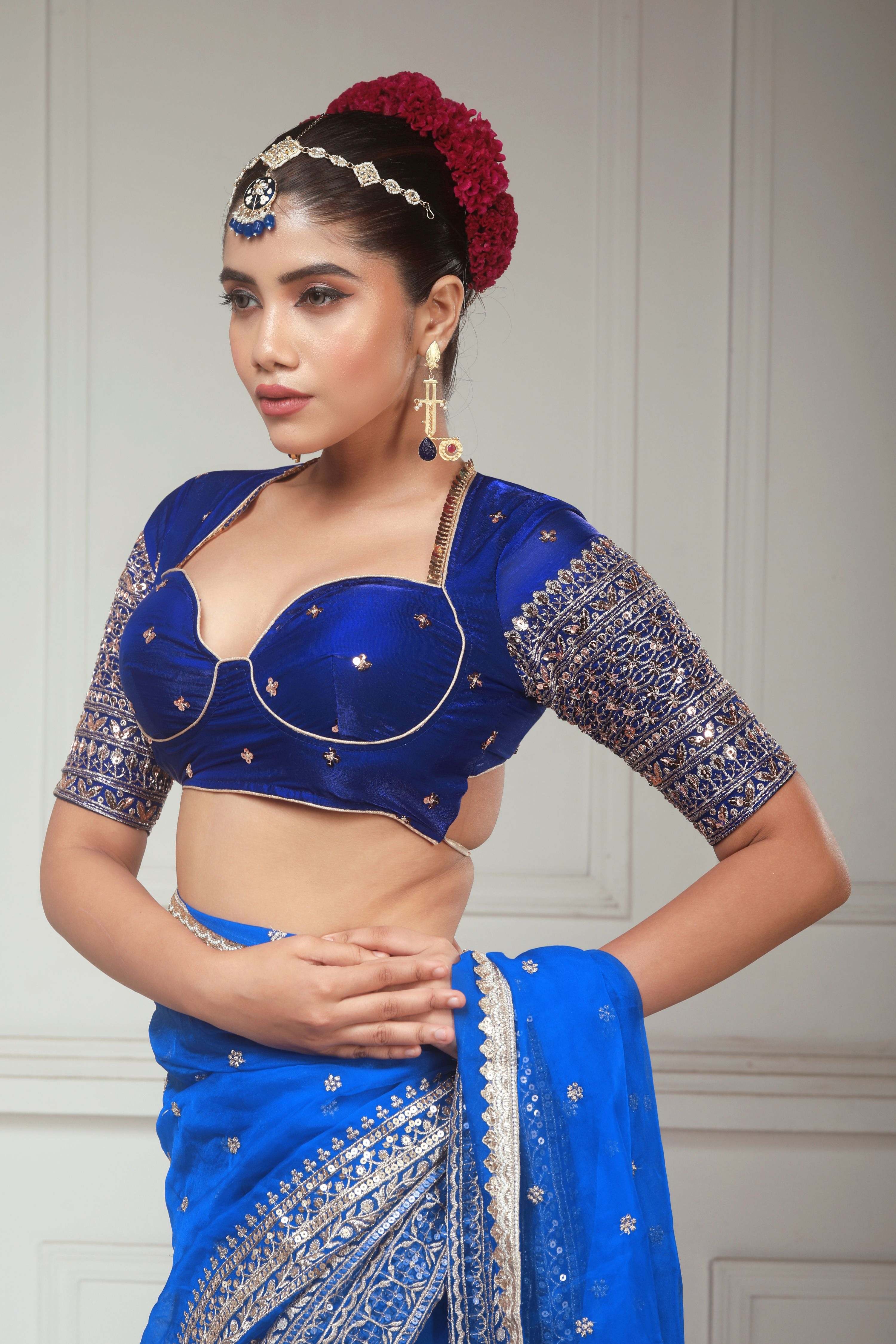 RAVISH REIGN BLOUSE