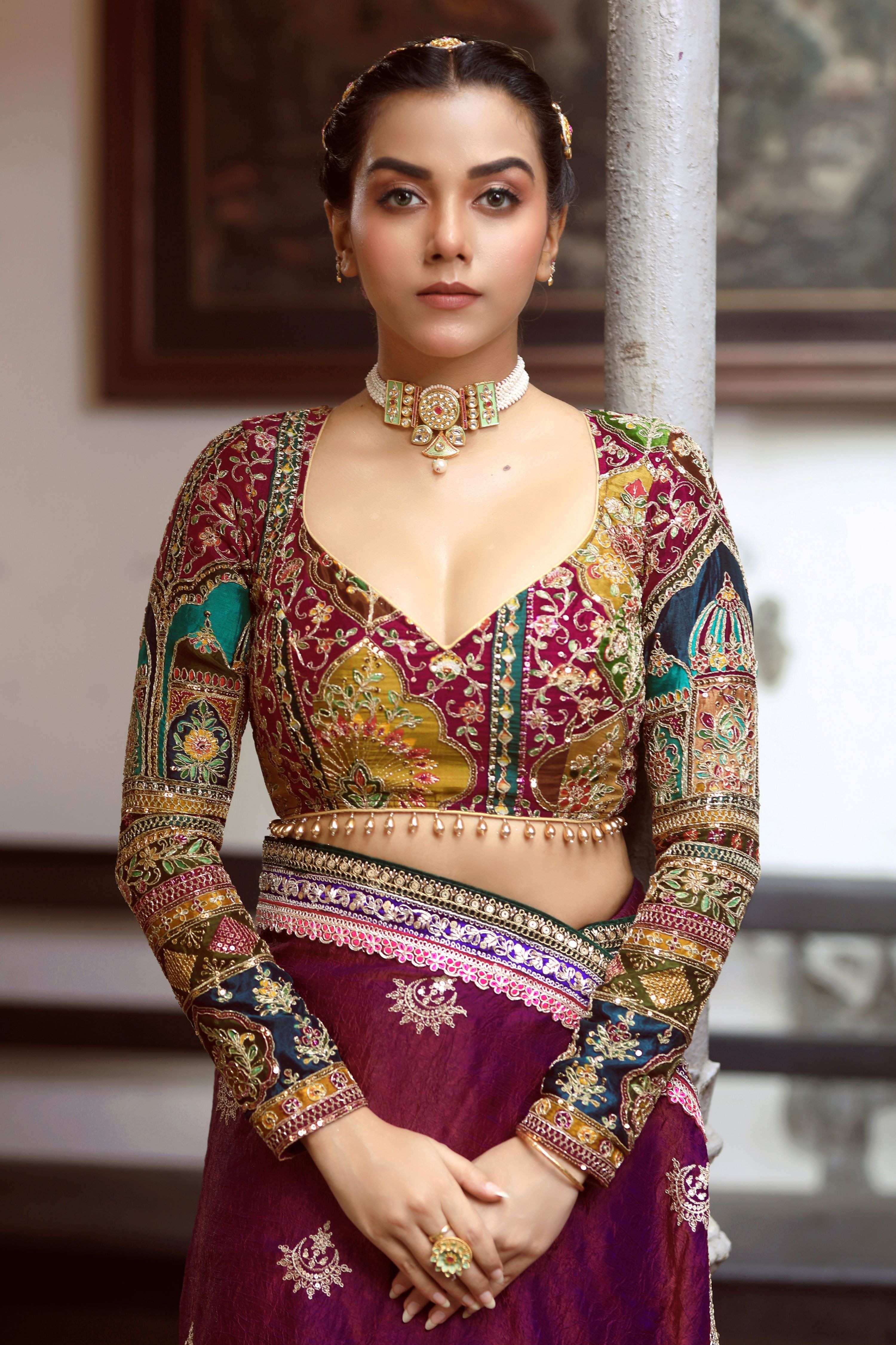 COUTURE CHARM BLOUSE