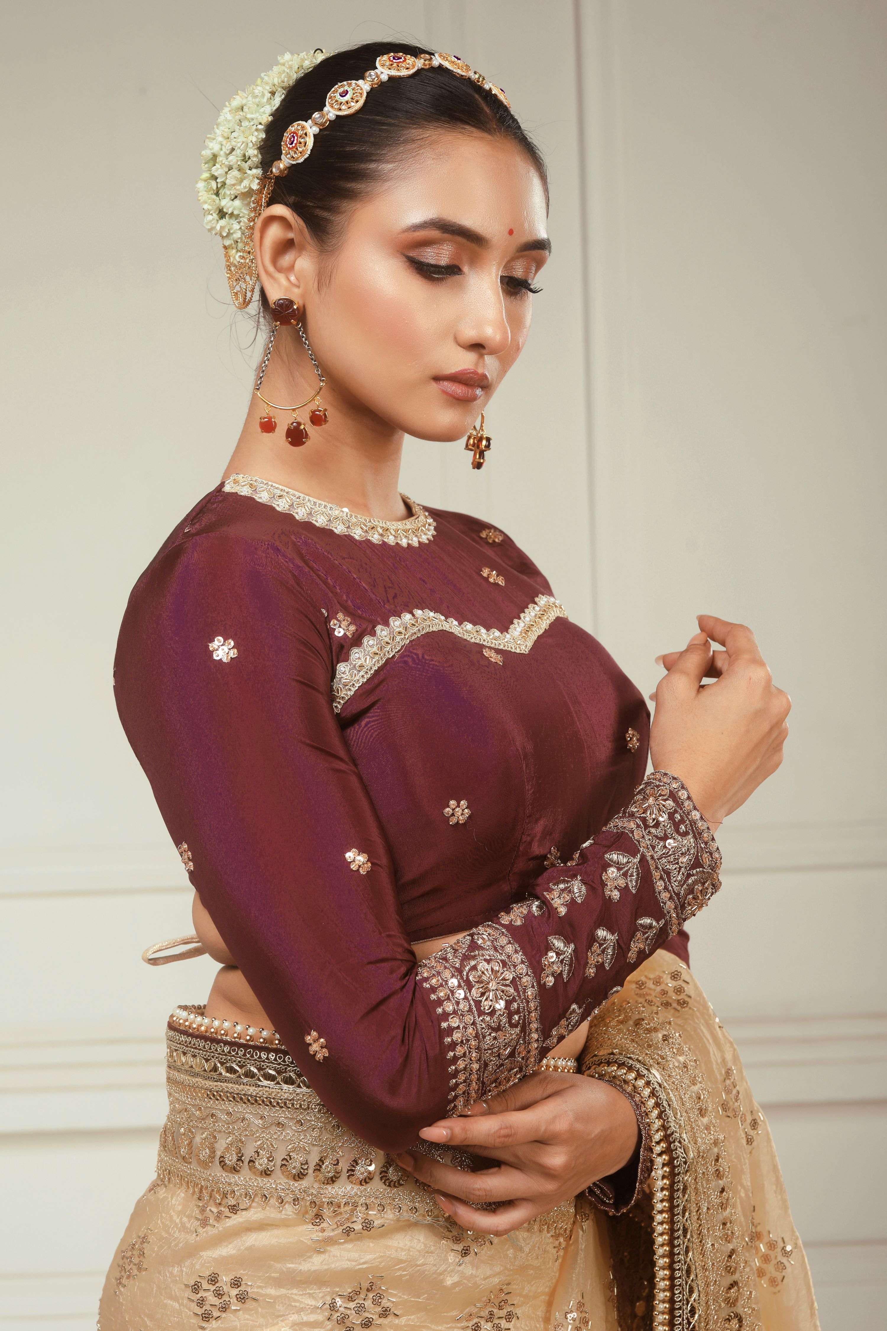 MERLOT MUSE CLASSIC BLOUSE