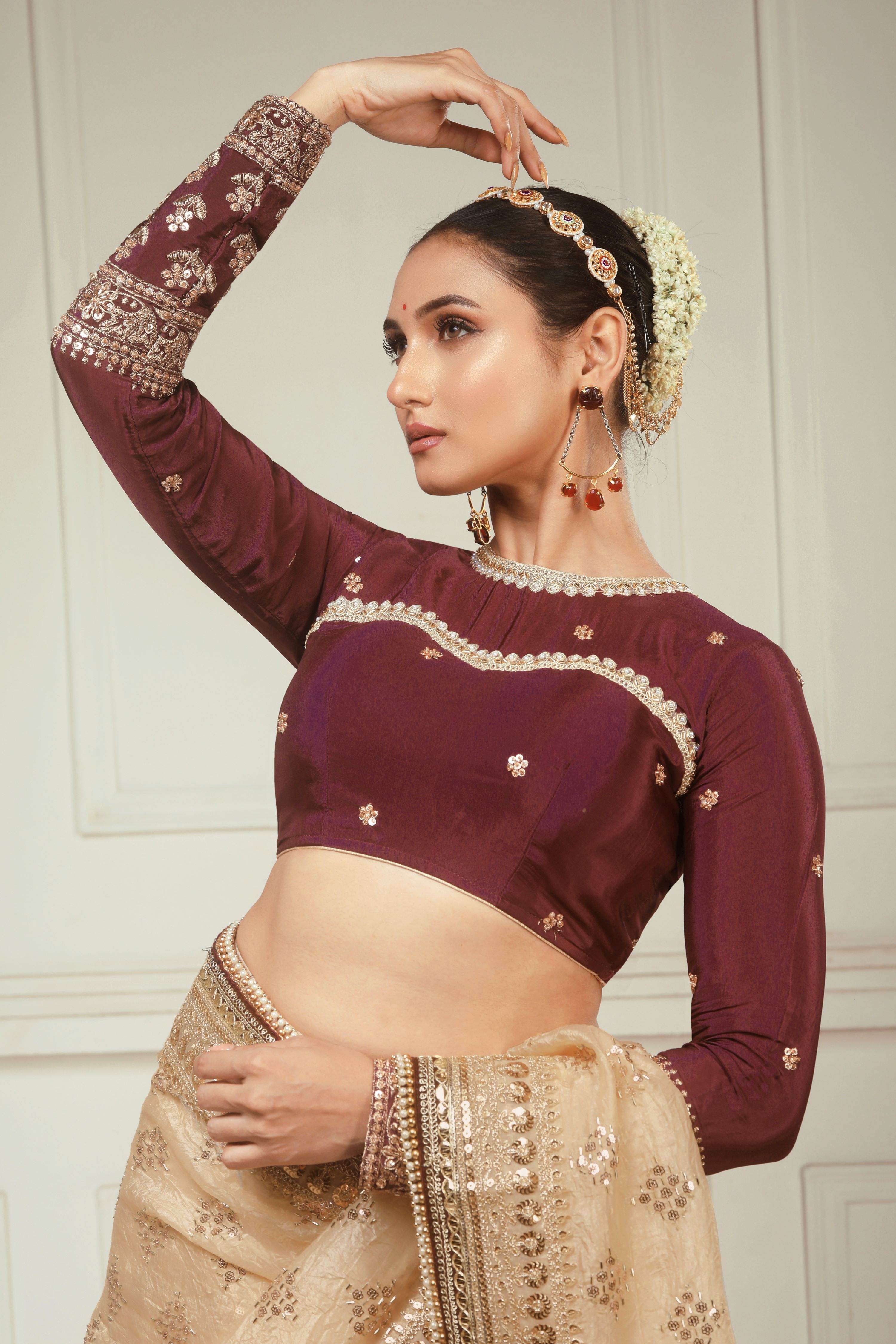 MERLOT MUSE CLASSIC BLOUSE