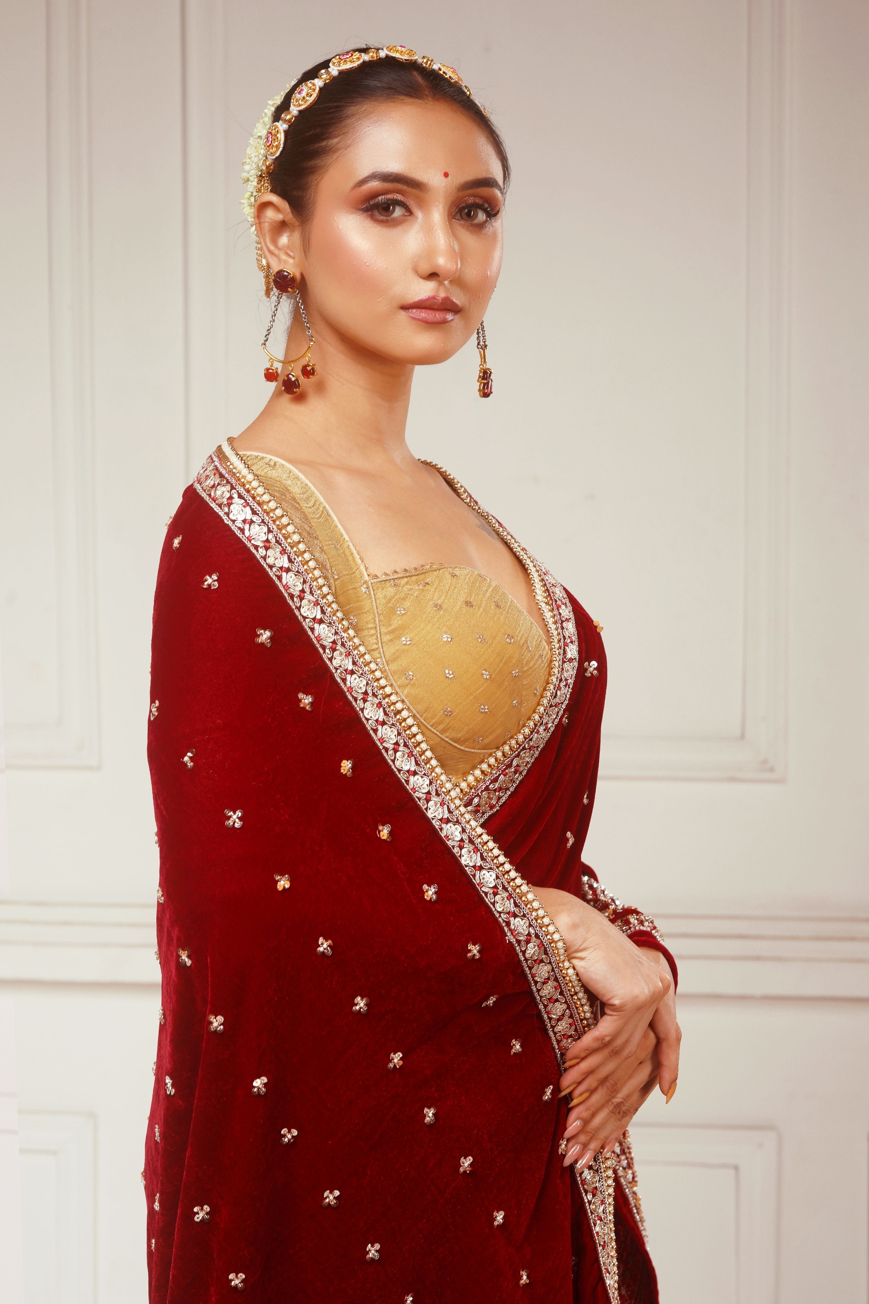 GARNET GRANDEUR SAREE WITH SUNKISSED DESIRE BLOUSE