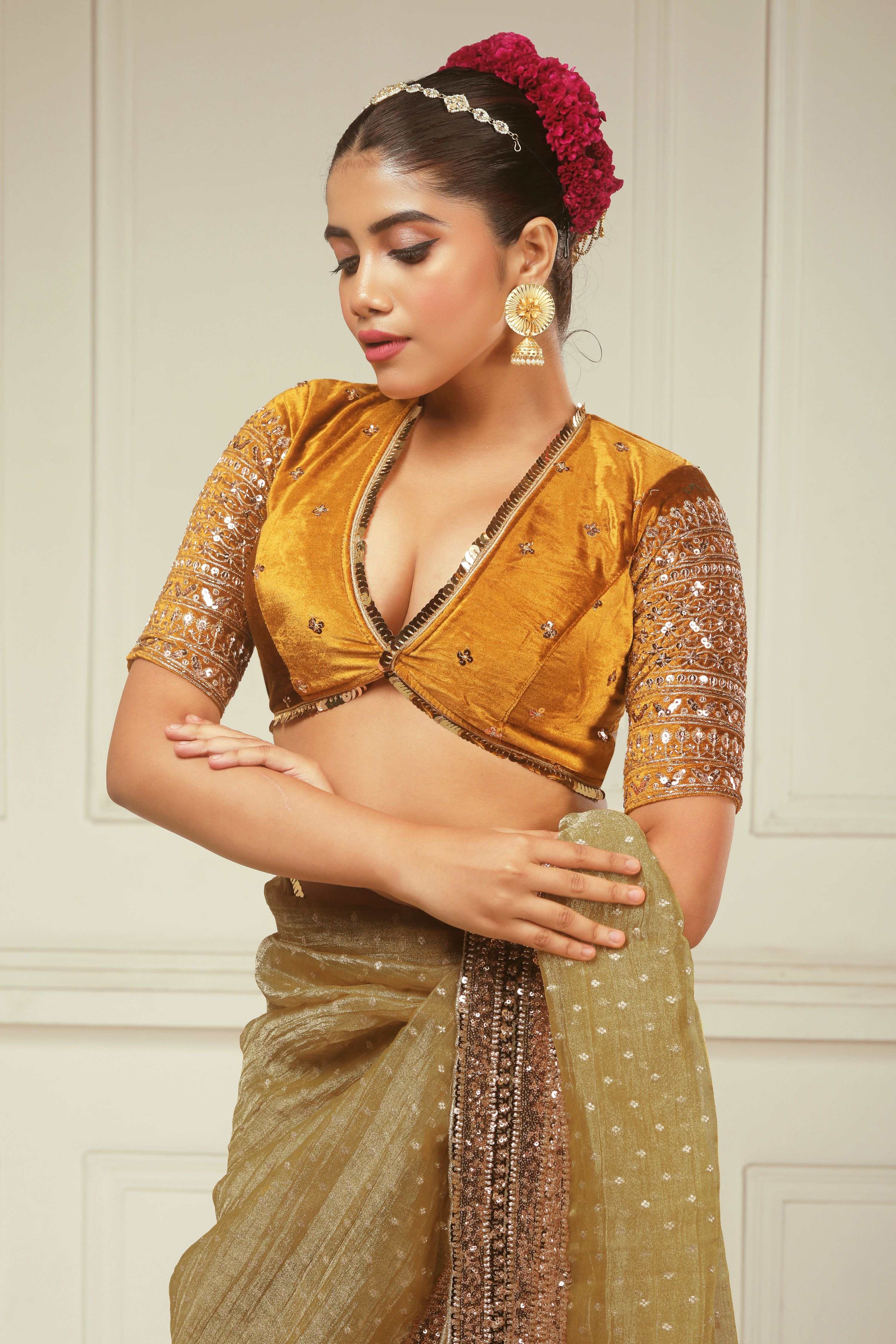 REGAL REIGN BLOUSE