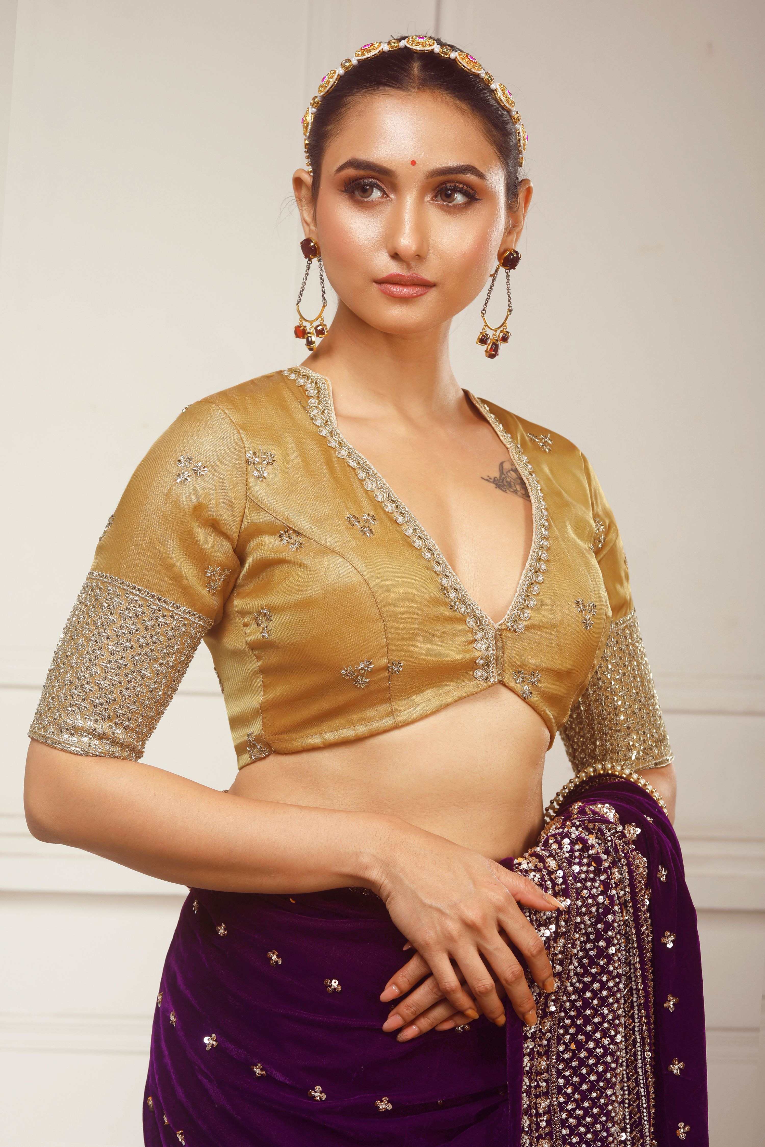 GLAM GRANDEUR SAREE WITH RADIANT FANTASY BLOUSE